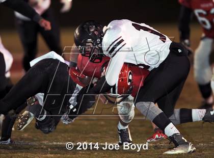 Thumbnail 1 in Decatur vs. Southside (AHSAA 6A Playoff) photogallery.