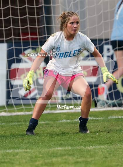 Thumbnail 1 in Valor Christian vs. Grandview photogallery.