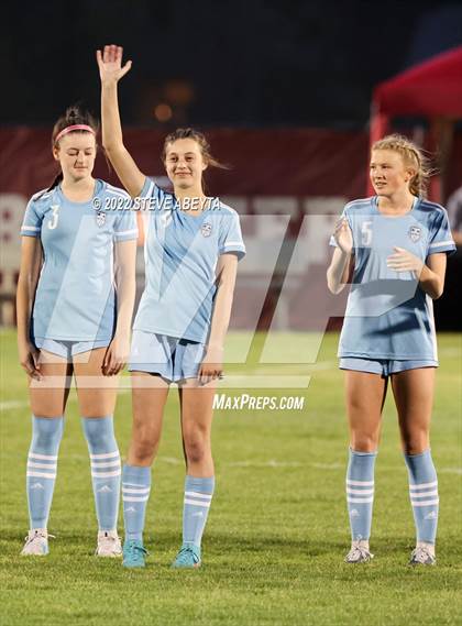 Thumbnail 1 in Valor Christian vs. Grandview photogallery.