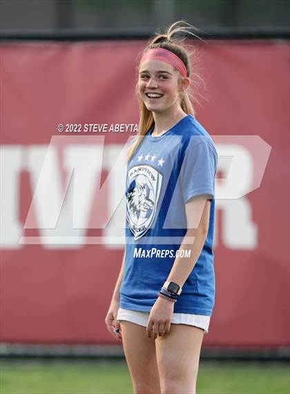 Thumbnail 3 in Valor Christian vs. Grandview photogallery.