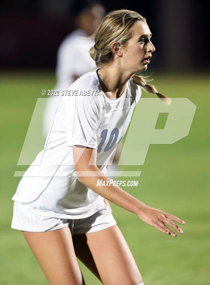 Thumbnail 1 in Valor Christian vs. Grandview photogallery.