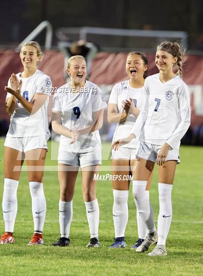 Thumbnail 2 in Valor Christian vs. Grandview photogallery.