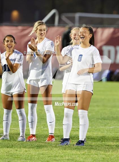 Thumbnail 1 in Valor Christian vs. Grandview photogallery.