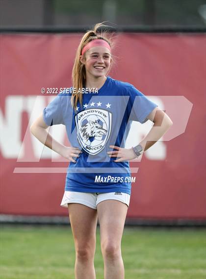 Thumbnail 1 in Valor Christian vs. Grandview photogallery.