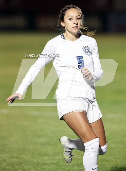Thumbnail 3 in Valor Christian vs. Grandview photogallery.