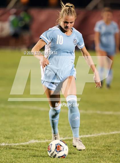 Thumbnail 2 in Valor Christian vs. Grandview photogallery.