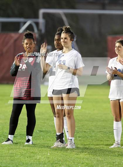 Thumbnail 1 in Valor Christian vs. Grandview photogallery.