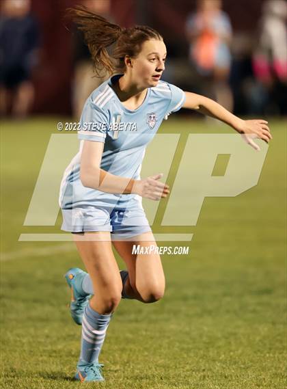 Thumbnail 2 in Valor Christian vs. Grandview photogallery.