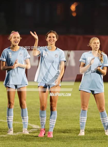 Thumbnail 3 in Valor Christian vs. Grandview photogallery.