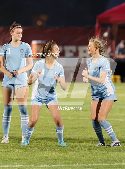 Thumbnail 2 in Valor Christian vs. Grandview photogallery.