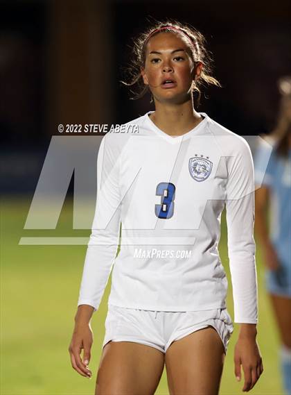 Thumbnail 2 in Valor Christian vs. Grandview photogallery.
