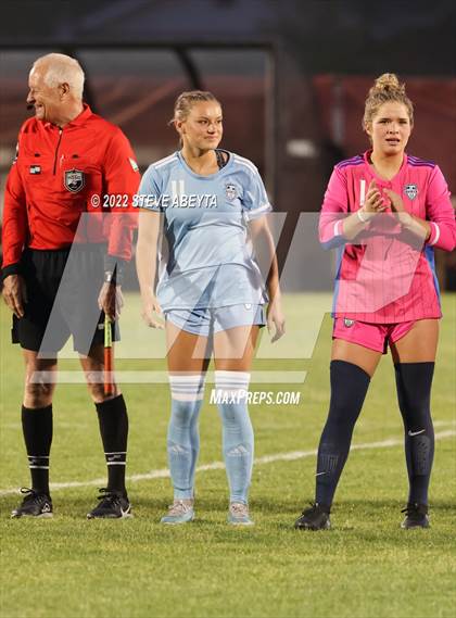 Thumbnail 2 in Valor Christian vs. Grandview photogallery.