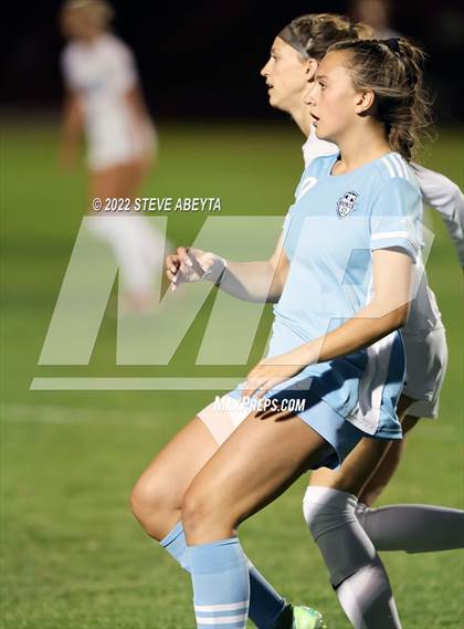 Thumbnail 2 in Valor Christian vs. Grandview photogallery.