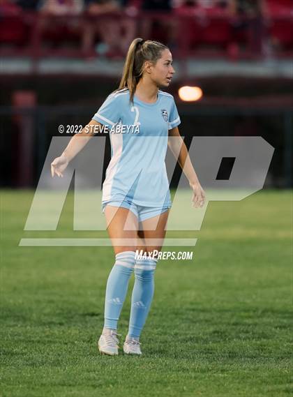 Thumbnail 3 in Valor Christian vs. Grandview photogallery.