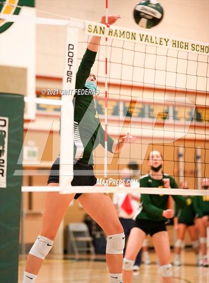 Thumbnail 2 in Campolindo @ San Ramon Valley (NCS D1 Quarterfinal) photogallery.
