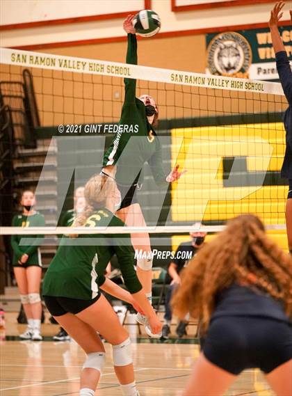 Thumbnail 3 in Campolindo @ San Ramon Valley (NCS D1 Quarterfinal) photogallery.