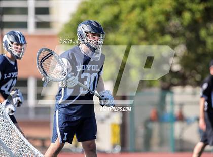 Thumbnail 3 in Loyola @ Crespi photogallery.