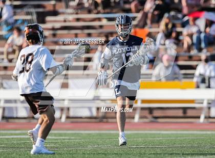 Thumbnail 3 in Loyola @ Crespi photogallery.