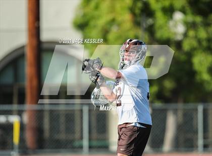 Thumbnail 3 in Loyola @ Crespi photogallery.