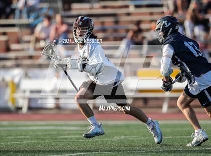 Thumbnail 3 in Loyola @ Crespi photogallery.