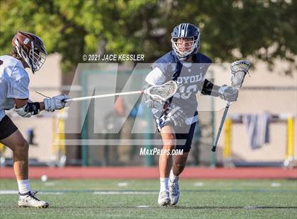 Thumbnail 2 in Loyola @ Crespi photogallery.