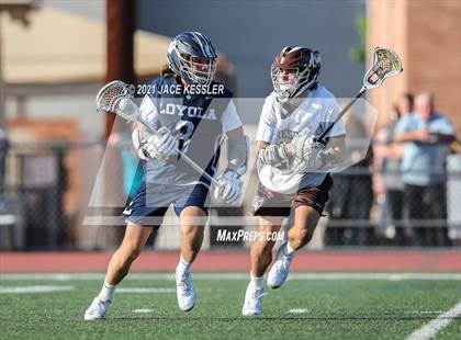 Thumbnail 2 in Loyola @ Crespi photogallery.