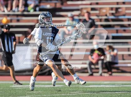 Thumbnail 1 in Loyola @ Crespi photogallery.