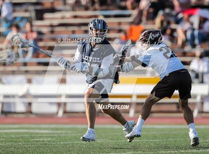 Thumbnail 1 in Loyola @ Crespi photogallery.