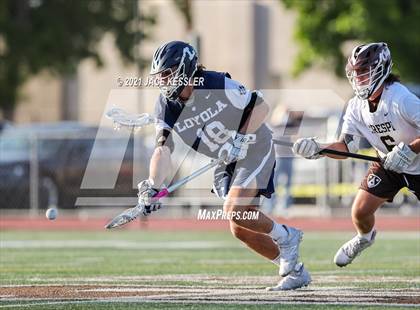 Thumbnail 1 in Loyola @ Crespi photogallery.
