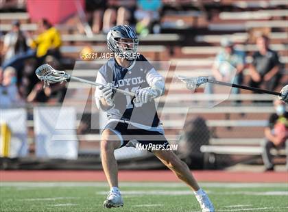Thumbnail 3 in Loyola @ Crespi photogallery.