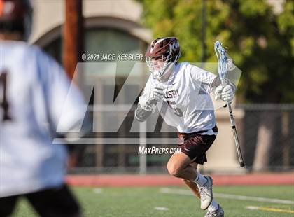 Thumbnail 3 in Loyola @ Crespi photogallery.