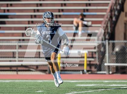 Thumbnail 2 in Loyola @ Crespi photogallery.