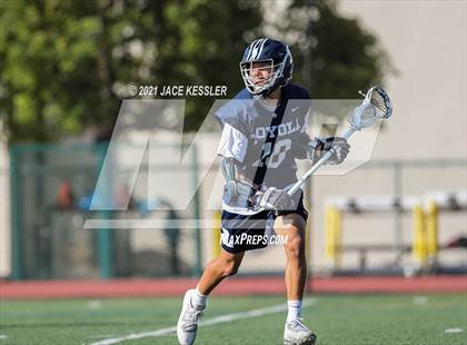 Thumbnail 2 in Loyola @ Crespi photogallery.