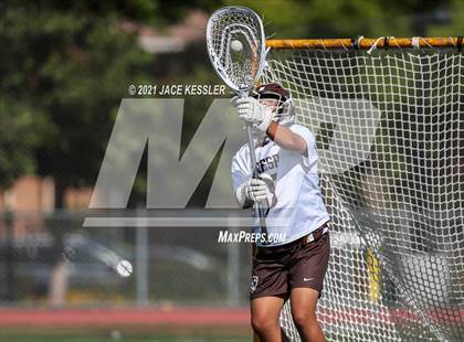 Thumbnail 2 in Loyola @ Crespi photogallery.