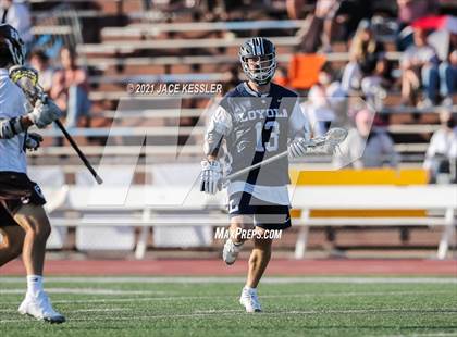 Thumbnail 1 in Loyola @ Crespi photogallery.