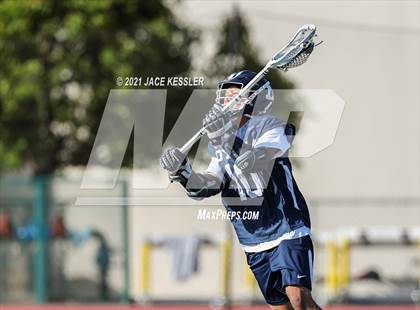 Thumbnail 3 in Loyola @ Crespi photogallery.