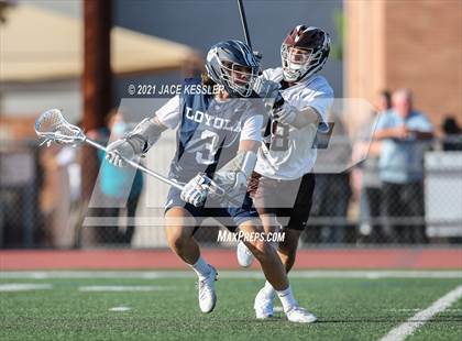 Thumbnail 2 in Loyola @ Crespi photogallery.