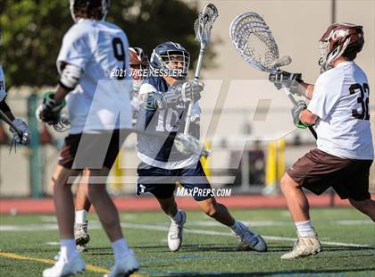 Thumbnail 3 in Loyola @ Crespi photogallery.