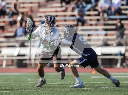 Thumbnail 3 in Loyola @ Crespi photogallery.