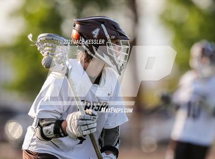 Thumbnail 2 in Loyola @ Crespi photogallery.