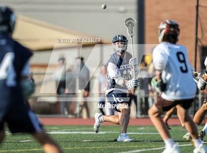 Thumbnail 2 in Loyola @ Crespi photogallery.
