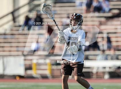 Thumbnail 3 in Loyola @ Crespi photogallery.