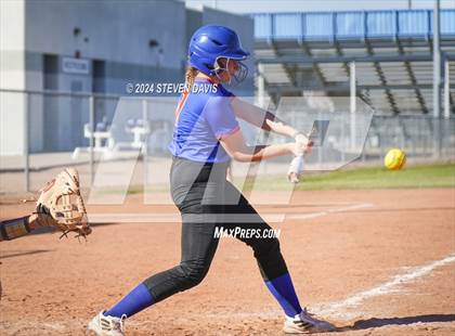 Thumbnail 2 in Mountain Pointe vs. Camelback photogallery.