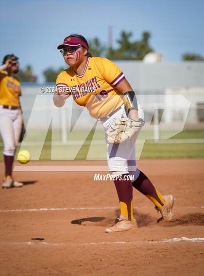Thumbnail 1 in Mountain Pointe vs. Camelback photogallery.
