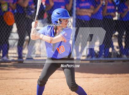 Thumbnail 2 in Mountain Pointe vs. Camelback photogallery.