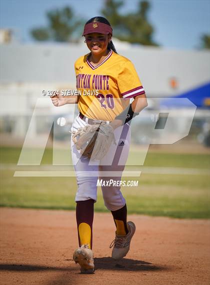 Thumbnail 3 in Mountain Pointe vs. Camelback photogallery.