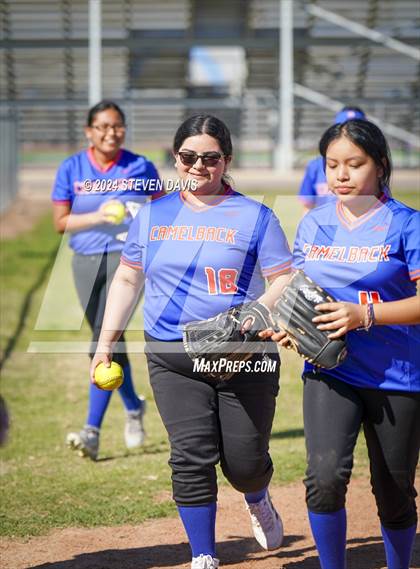 Thumbnail 2 in Mountain Pointe vs. Camelback photogallery.