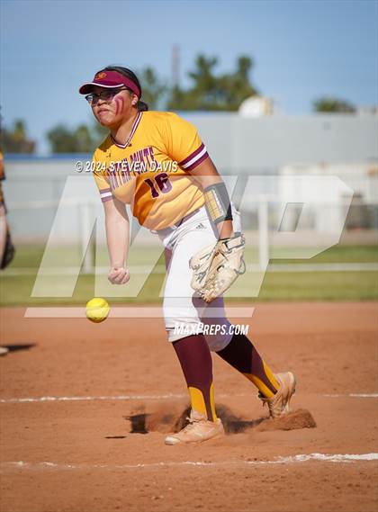 Thumbnail 3 in Mountain Pointe vs. Camelback photogallery.