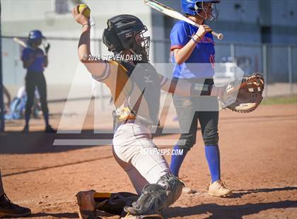 Thumbnail 3 in Mountain Pointe vs. Camelback photogallery.