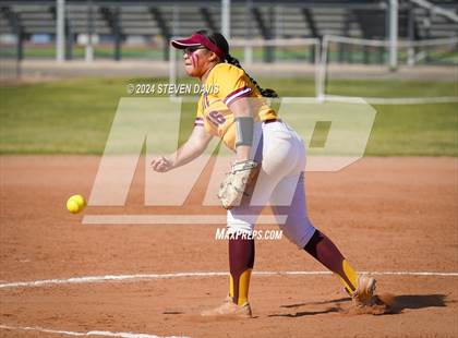 Thumbnail 2 in Mountain Pointe vs. Camelback photogallery.